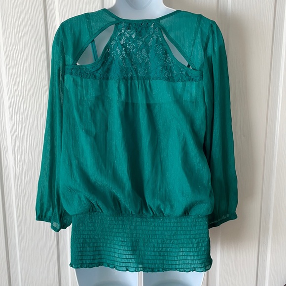 BCX Tops - Picture 2 of 8